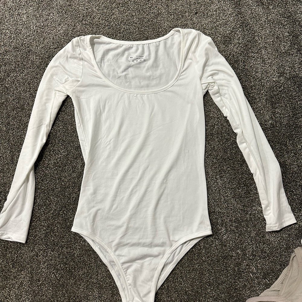 Source Unknown White Long Sleeve Bodysuit
